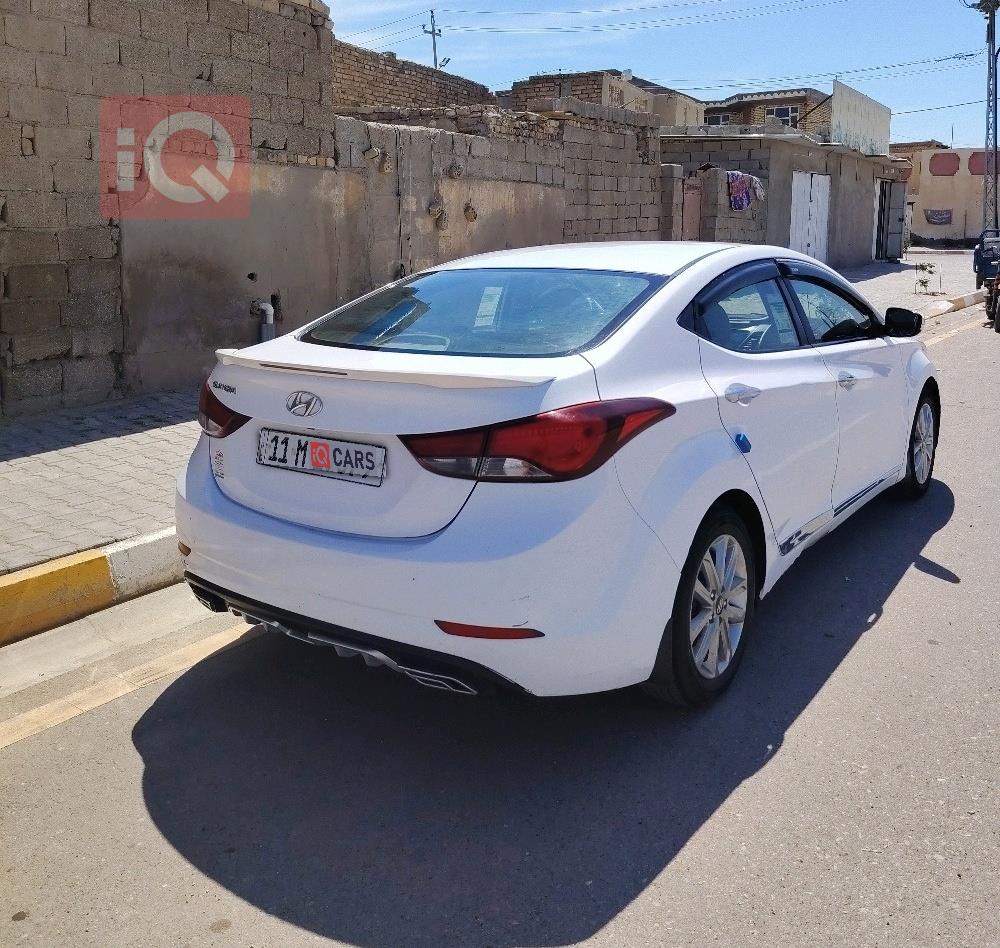 هيونداي النترا